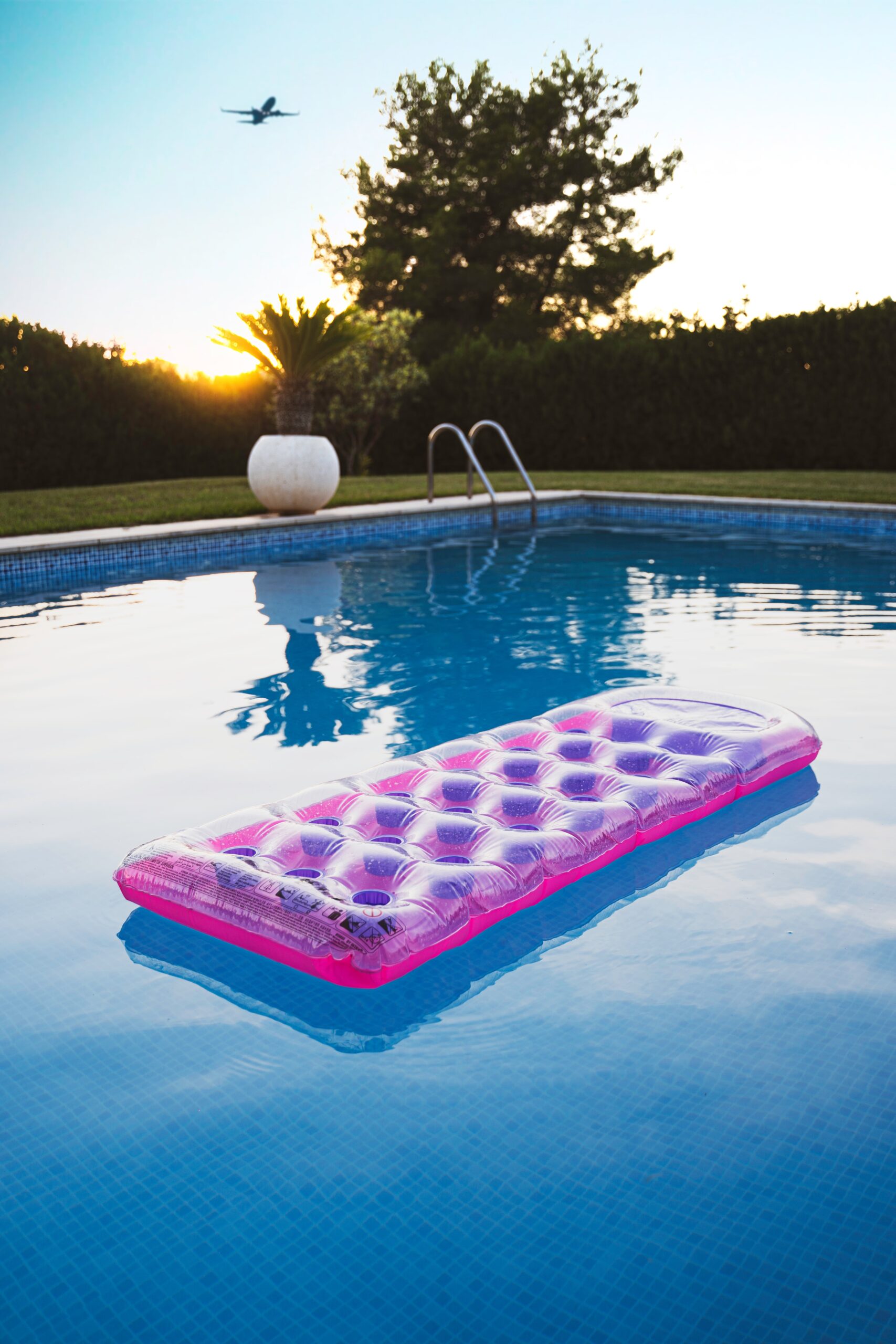 Har du alla pool-tillbehör inför sommaren?