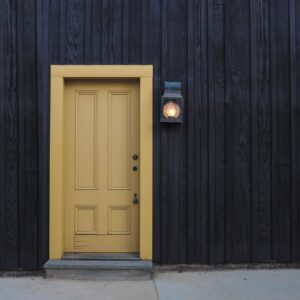 4 tecken på att det är dags att byta ut dina dörrar