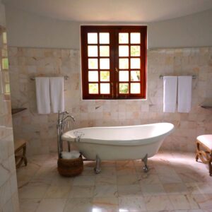 Inredning av ditt badrum för maximal komfort och stil